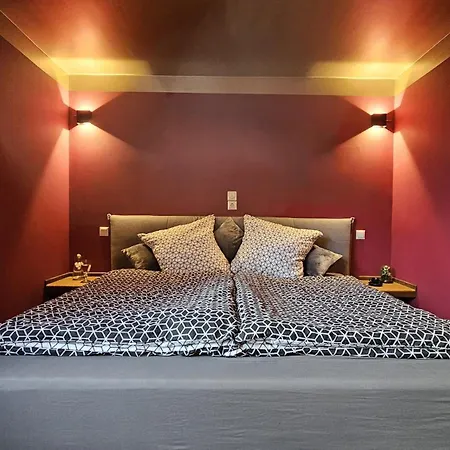 Marooms Privat Art Guest house *