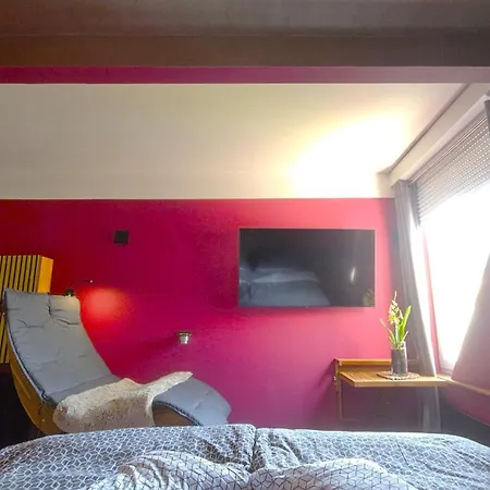 Marooms Privat Art Guest house